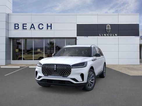 New 2026 Lincoln Aviator Reserve image 2