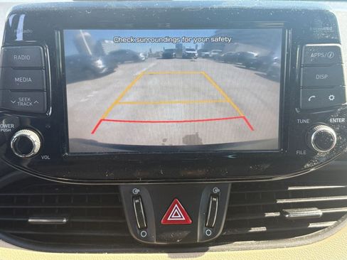 Used 2018 Hyundai Elantra GT w/ Style Package 02 image 25