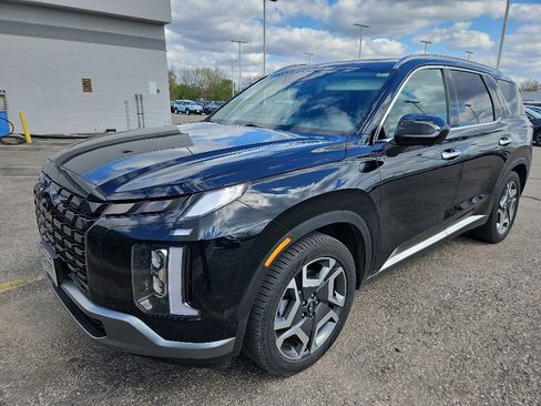 Used 2024 Hyundai Palisade Limited AWD/4WD image 3