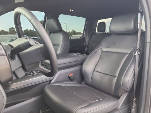 Used 2025 Ford F150 Lariat w/ Equipment Group 501A Mid AWD/4WD image 19