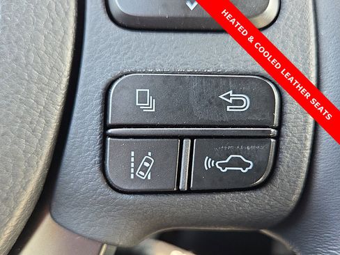 Used 2023 Lexus IS 300 w/ Comfort Package image 21