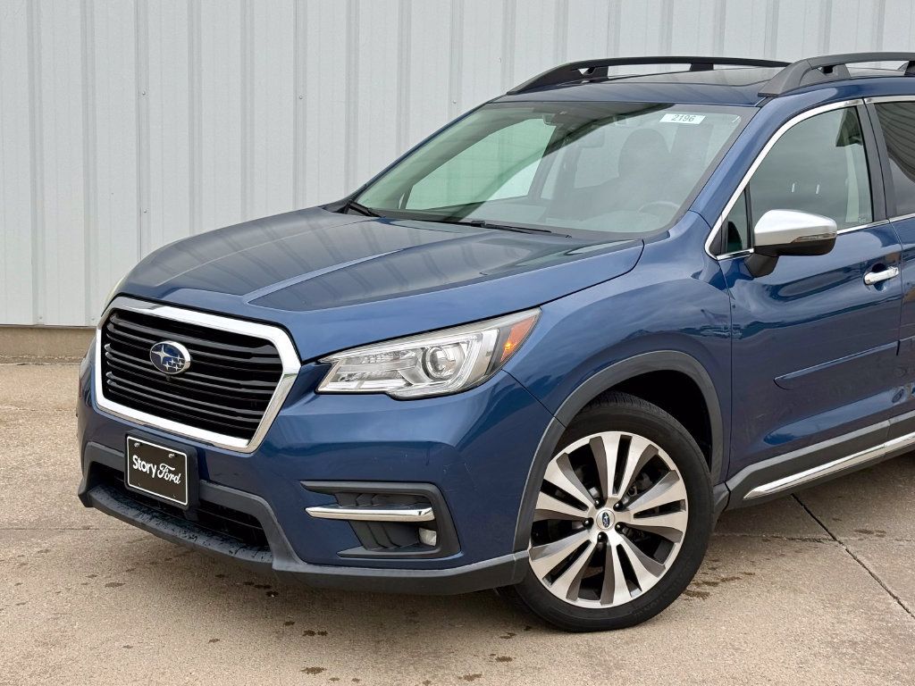 Used 2019 Subaru Ascent Touring AWD/4WD image 2