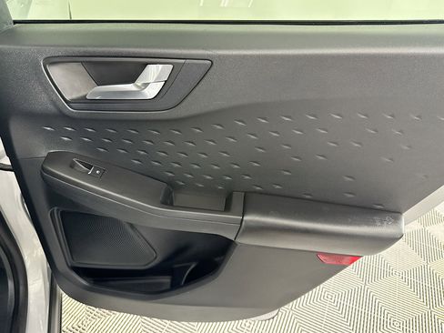 Used 2020 Ford Escape SEL image 27