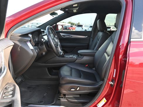 Used 2020 Cadillac XT5 Luxury w/ LPO, Floor Liner Package image 17