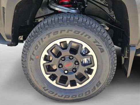 New 2026 Toyota Tacoma TRD Off-Road AWD/4WD image 10