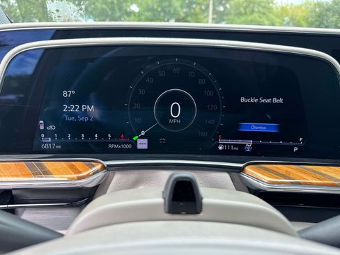 Used 2024 Cadillac Escalade Sport Platinum AWD/4WD image 32