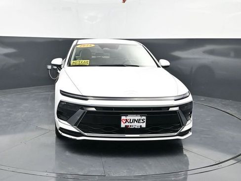 Used 2025 Hyundai Sonata SEL image 2