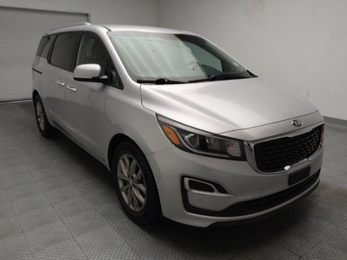 Used 2019 Kia Sedona EX FWD image 13