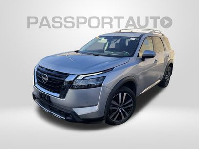 Used 2023 Nissan Pathfinder Platinum w/ Cargo Package