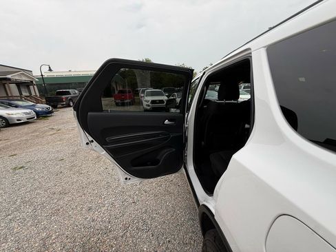 Used 2023 Dodge Durango SXT RWD image 25