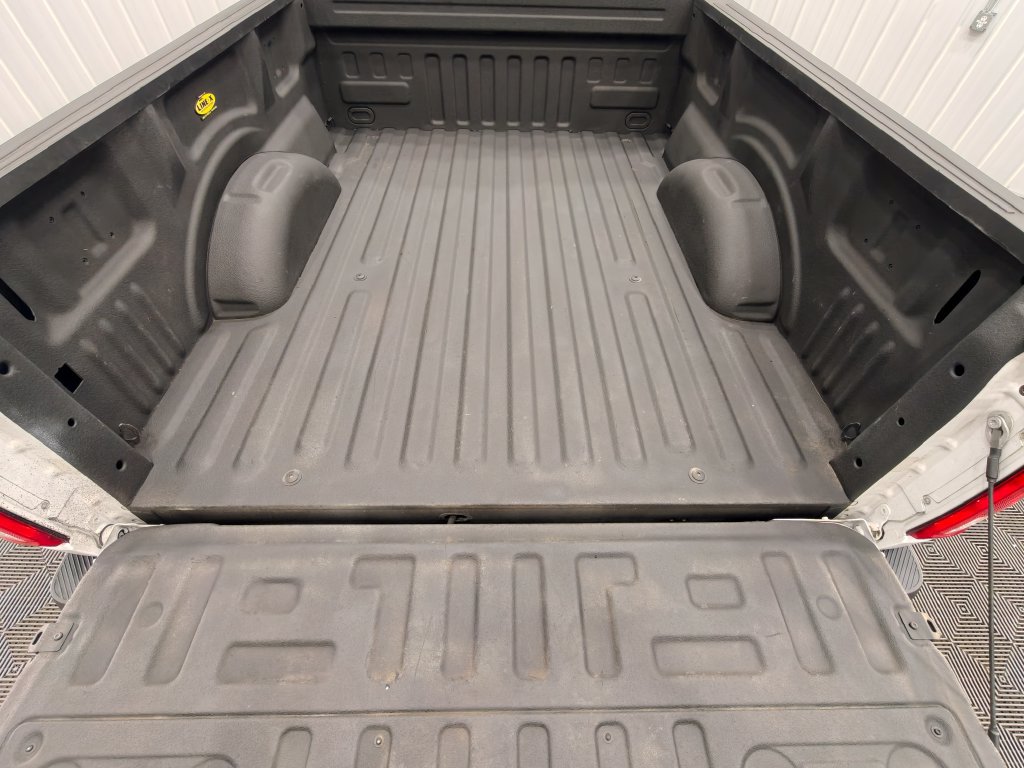 Used 2022 Ford F150 XL w/ Equipment Group 101A High AWD/4WD image 18