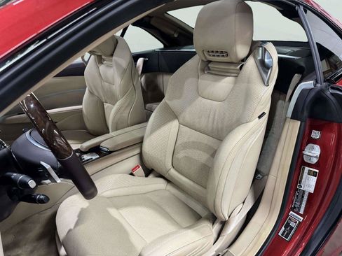 Used 2018 Mercedes-Benz SL 550 image 26