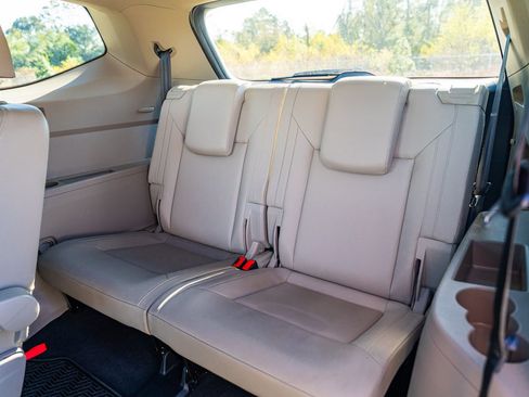 Used 2019 Volkswagen Atlas SE image 18