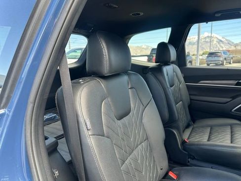 Used 2025 Kia Telluride AWD image 15