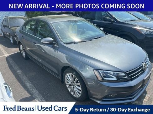 Used 2016 Volkswagen Jetta SEL w/ Lighting Package FWD image 13