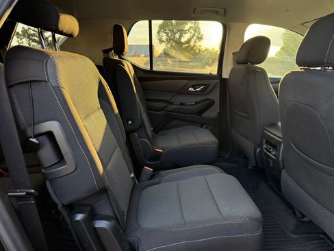 Used 2018 Chevrolet Traverse LT AWD/4WD image 20