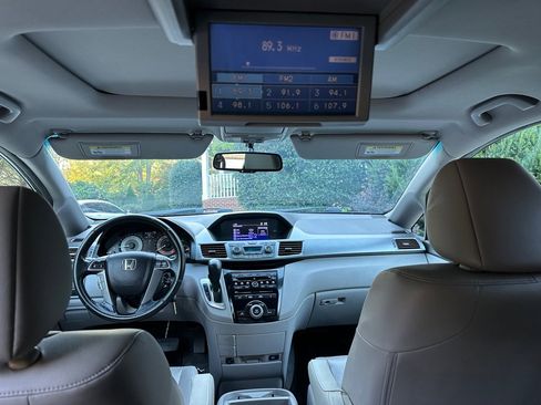 Used 2012 Honda Odyssey EX-L image 11