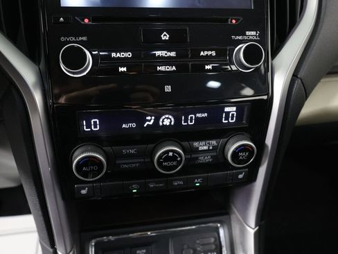 Used 2021 Subaru Ascent Limited w/ Popular Package #4 AWD/4WD image 39