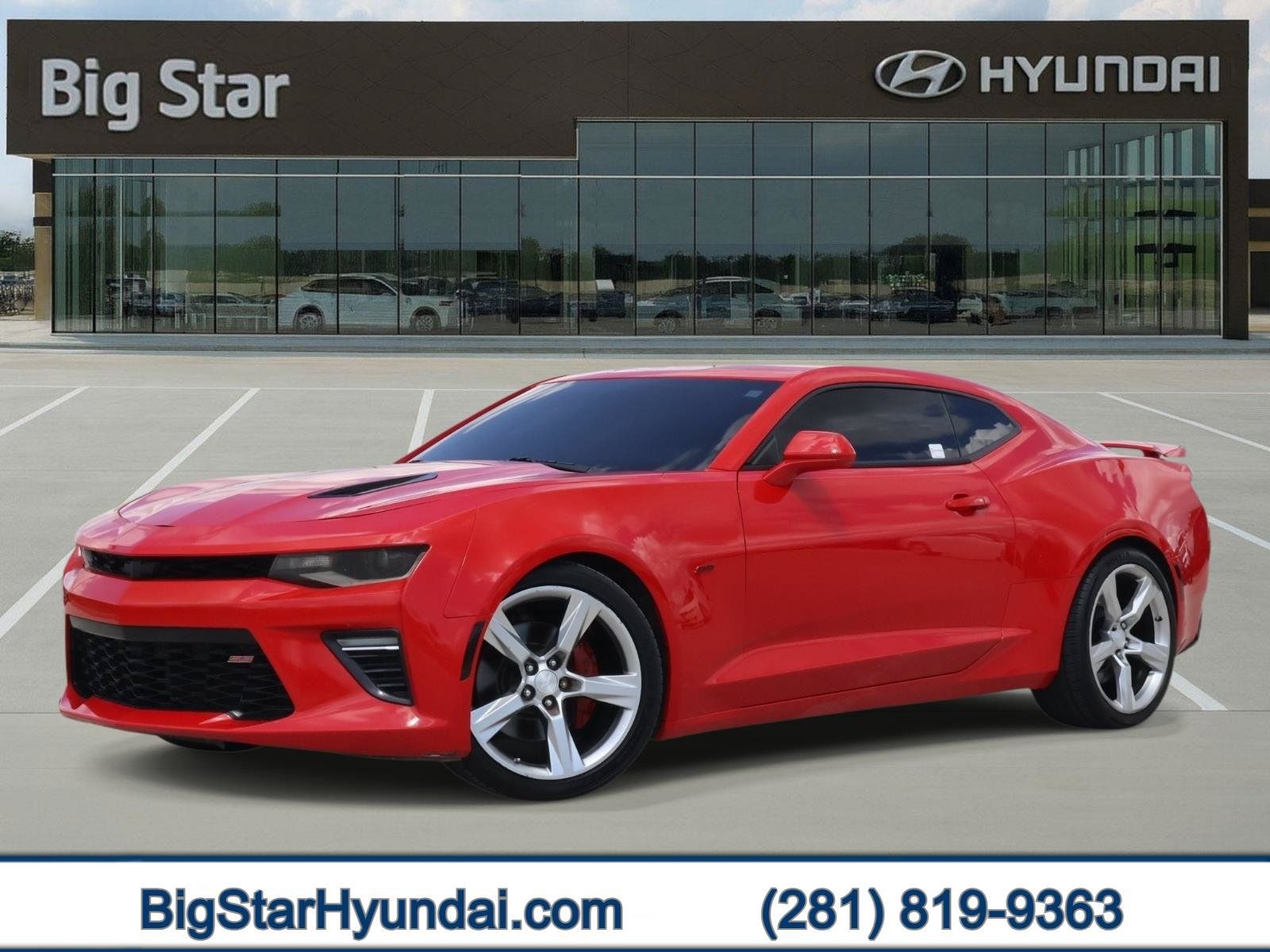Used 2018 Chevrolet Camaro SS RWD image 1