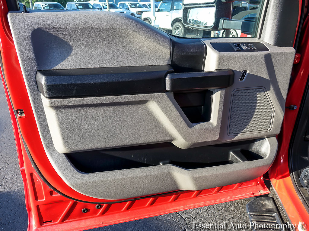 Used 2019 Ford F550 2WD Regular Cab Super Duty image 14