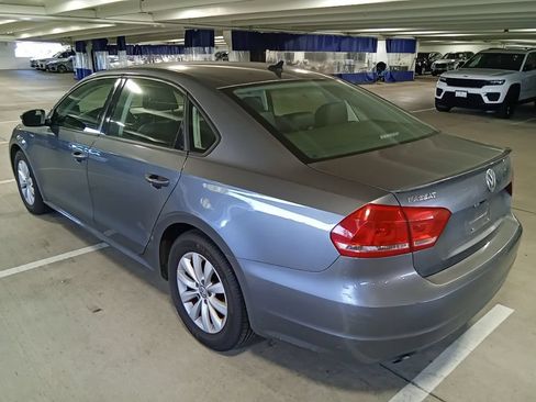 Used 2014 Volkswagen Passat 2.5 S FWD image 7