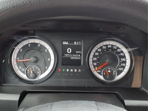 Used 2024 RAM 1500 Classic SLT AWD/4WD image 12