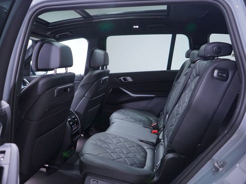 New 2026 BMW X7 xDrive40i w/ M Sport Package image 9