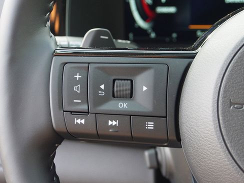 New 2025 Nissan Pathfinder Platinum image 22