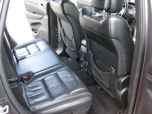 Used 2014 Jeep Grand Cherokee Limited w/ Trailer Tow Group IV AWD/4WD image 37