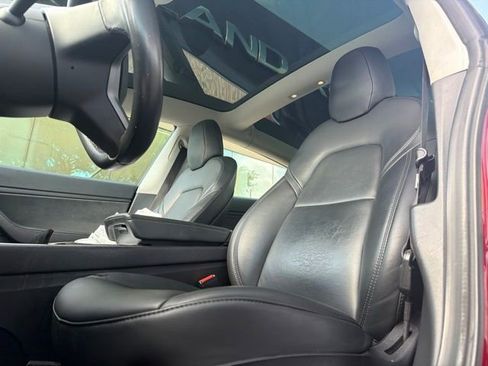 Used 2018 Tesla Model 3 Mid Range RWD image 5