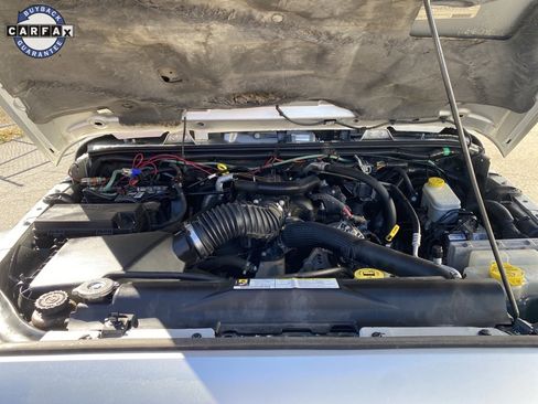 Used 2011 Jeep Wrangler Unlimited Sahara image 31