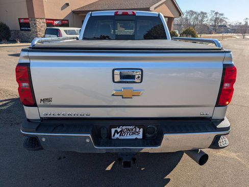 Used 2018 Chevrolet Silverado 2500 LTZ image 8