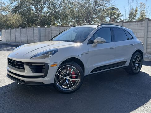 New 2026 Porsche Macan S image 1