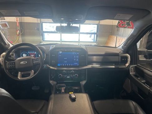 Used 2023 Ford F150 Lariat w/ Max Trailer Tow Package image 13