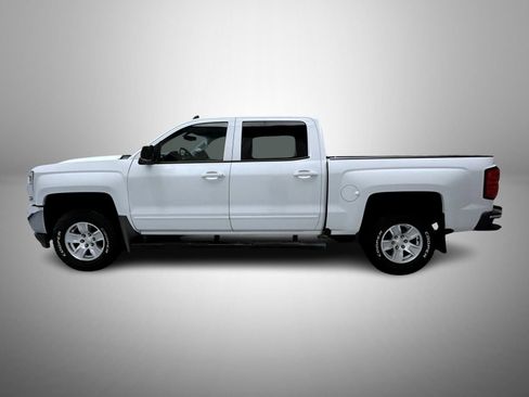 Used 2018 Chevrolet Silverado 1500 LT w/ Trailering Package AWD/4WD image 8