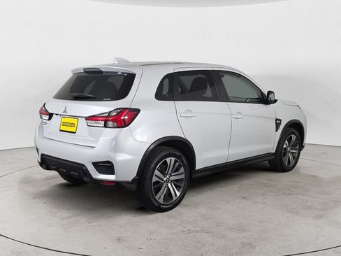 Used 2024 Mitsubishi Outlander Sport ES AWD/4WD image 5