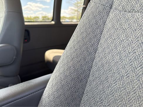 Used 2019 Chevrolet Express 3500 LT w/ LT Preferred Equipment Group image 28