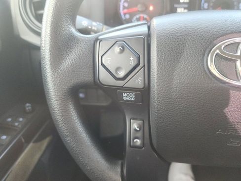 Used 2022 Toyota Tacoma SR image 44