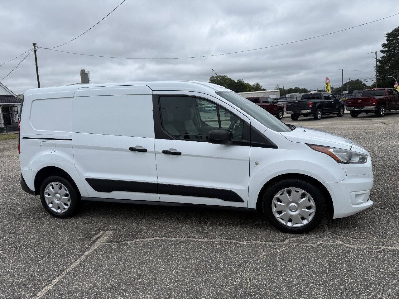 Used 2019 Ford Transit Connect XLT FWD image 13