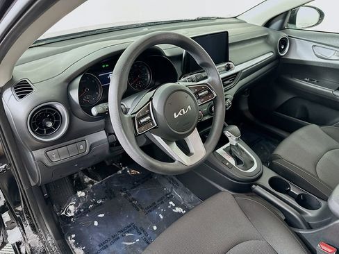 Used 2024 Kia Forte LXS image 14