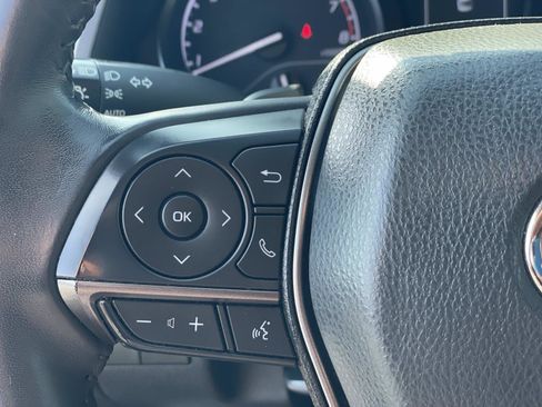 Used 2023 Toyota Camry SE image 8