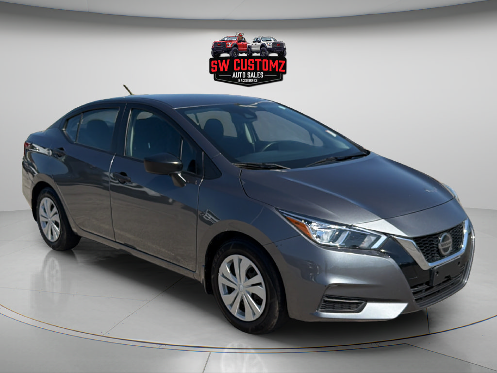 Used 2022 Nissan Versa S FWD image 1