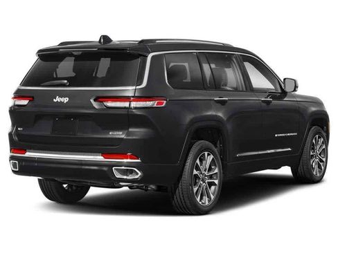 Used 2023 Jeep Grand Cherokee L Overland w/ Rear Seat Video Group I RWD image 7