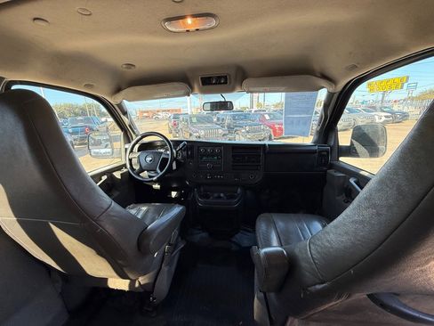 Used 2017 Chevrolet Express 2500 LS image 15