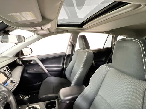 Used 2018 Toyota RAV4 XLE w/ Plus Extra Value Package image 20