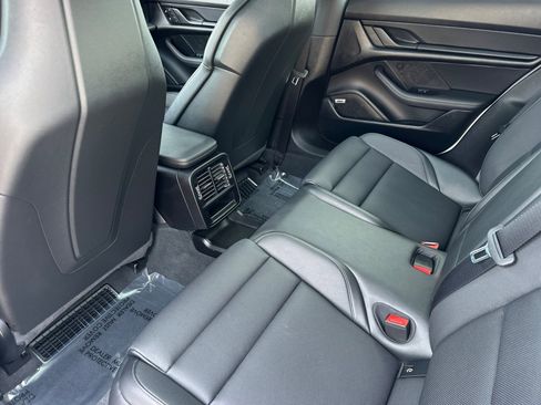 Used 2024 Porsche Taycan image 13