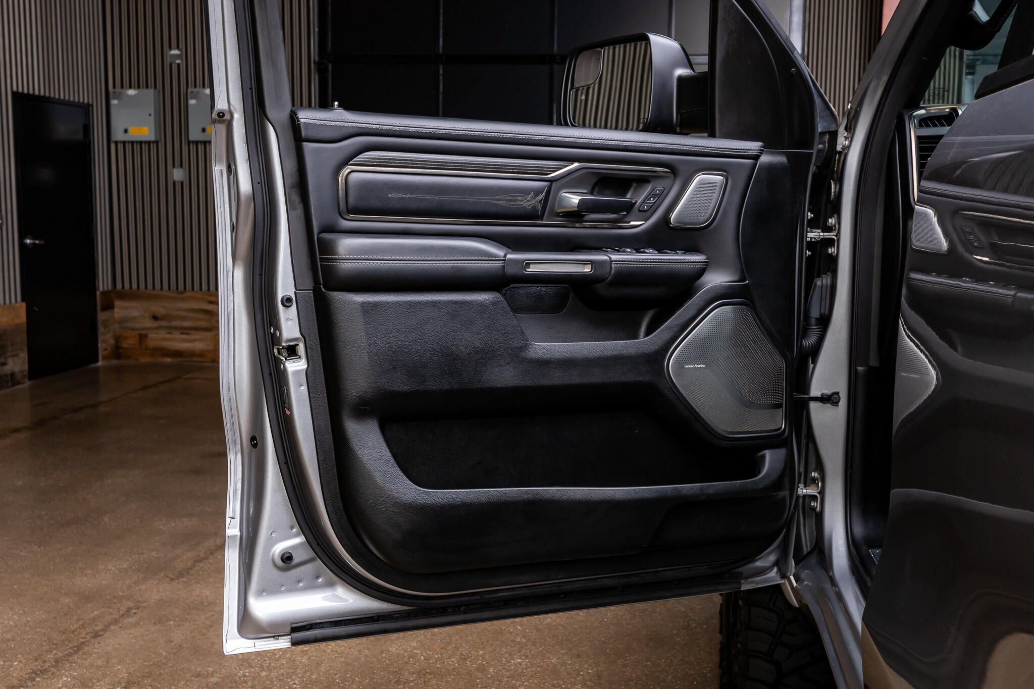 Used 2021 RAM 1500 Limited w/ Night Edition AWD/4WD image 44