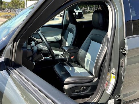 Certified 2022 Ford Explorer XLT w/ Equipment Group 202A image 24