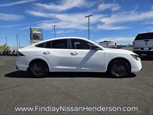 Used 2026 Nissan Sentra SV w/ Floor Mat Package FWD image 7