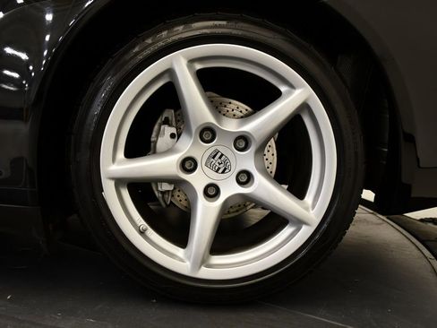 Used 2008 Porsche 911 Carrera 4 image 17